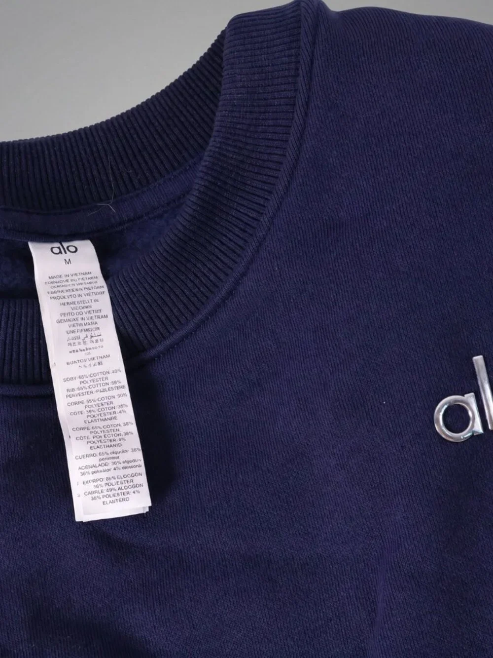 Alo Yoga Accolade Crew Neck Pullover Navy Blue Sweatshirt  [Size M]